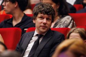 Jesse Eisenberg Seemingly Takes Jab at Celebs Who Left US After Donald Trump's Return