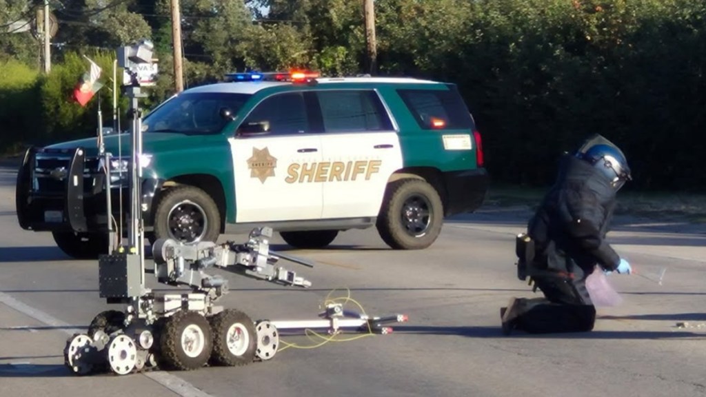 Cops Thought Traffic Stop Routine K9 Pipe Bomb Santa Cruz California