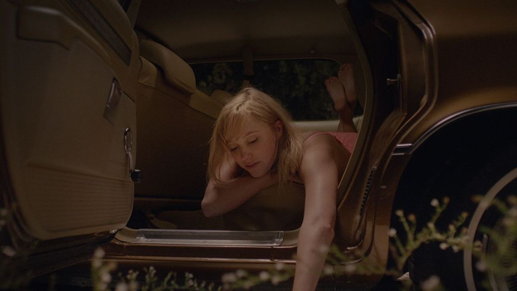 It Follows Sequel They Follow Just Turned Its Cast Into a Horror Fan's Dream