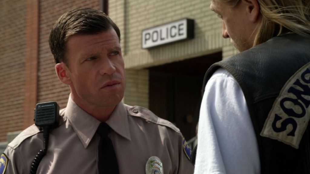 Why Taylor Sheridan Quit Sons of Anarchy & Acting Before Creating Yellowstone