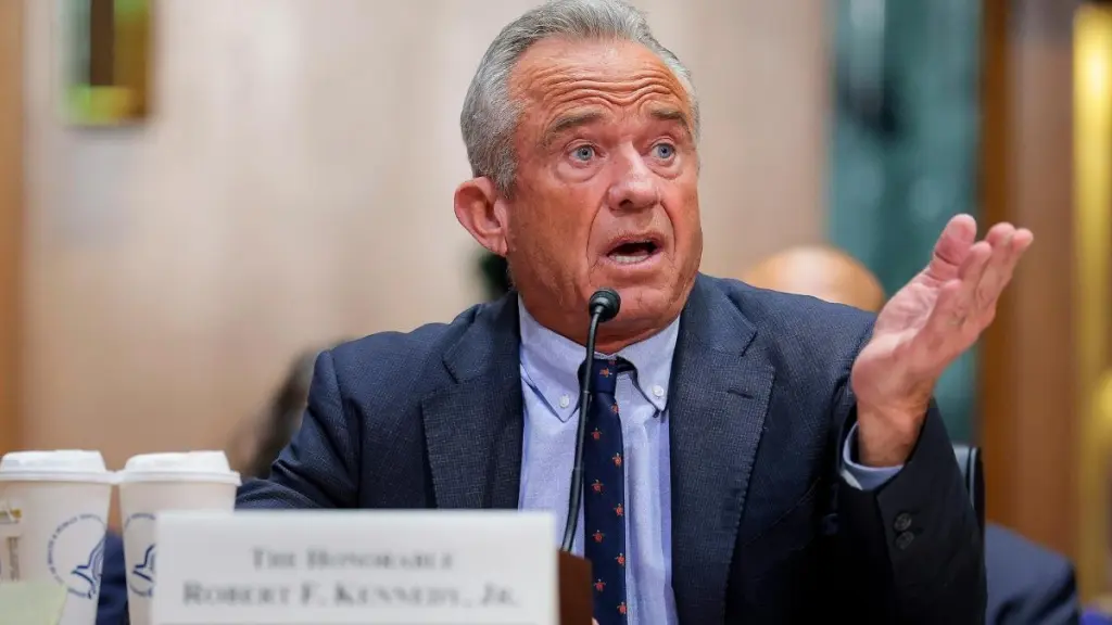 RFK Jr. Accused of Hatch Act Violation in Iowa Election Calls — Report