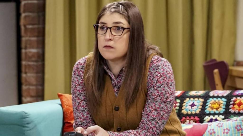 The Big Bang Theory's Mayim Bialik Reveals Which Co-Stars She's Still Close With