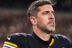 Aaron Rodgers Told to 'Stick to Football' After Dr. Fauci Attack