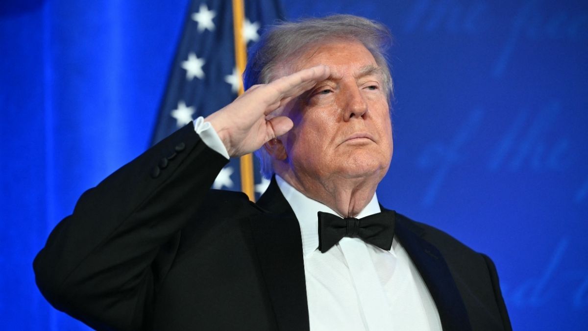 donald-trump-s-latest-ai-makeover-gives-him-a-military-record-he-never