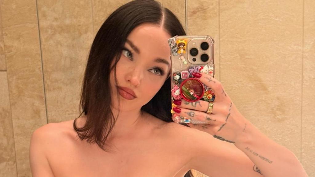 Dove Cameron’s Red-Hot Dress Plunges All the Way to Her Waist