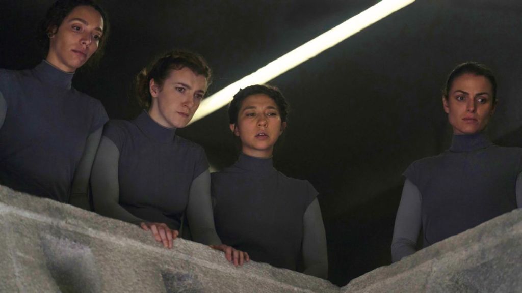 Star Wars & Dune Actors Lead A24’s New TV Show Based on Best-Selling Novel