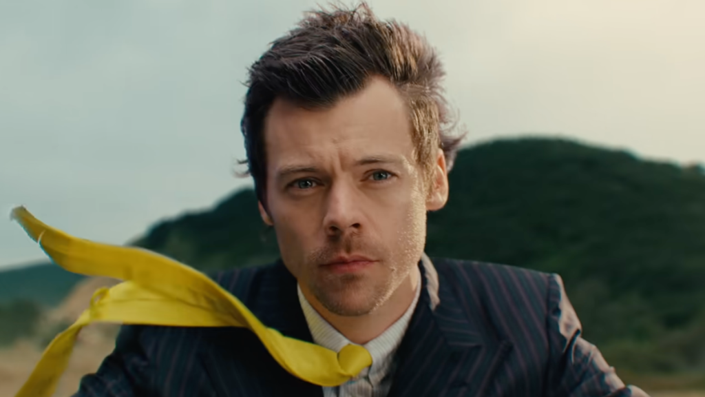 Harry Styles Bounces Back After Falling on Stage in Mexico City