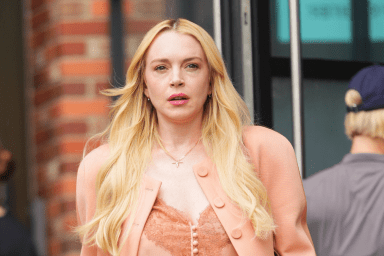 Lindsay Lohan debuts her signature natural red hair in new Instagram photos
