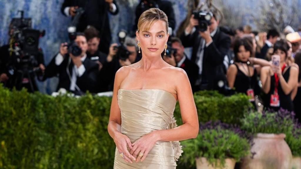 Margot Robbie’s Barbie Payday Exposed as Sequel Standoff Threatens Dreamhouse