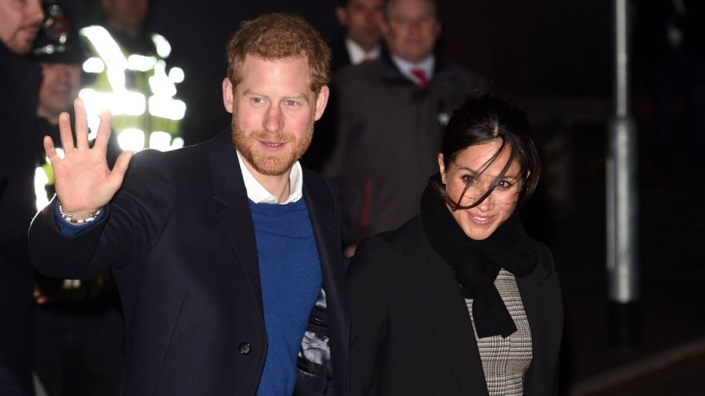 Meghan Markle’s Missing Ring Could Be a Warning to Prince Harry — Insider