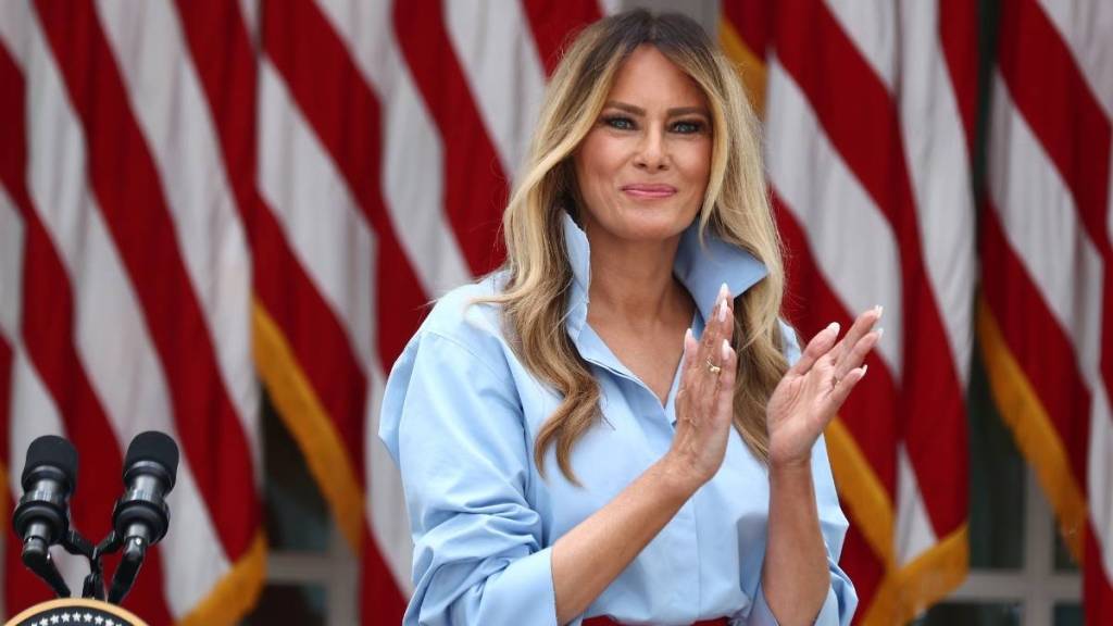 Donald Trump's Wife Melania Shows Up Only When She's Paid — Ex-Aide