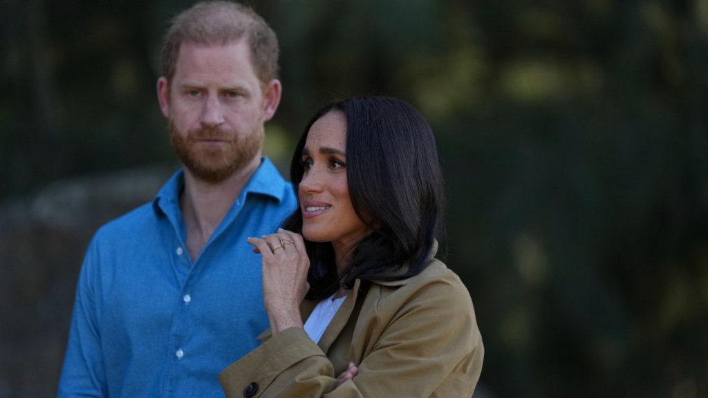 Prince Harry & Meghan Markle’s Next Oprah Moment Could Leave the Royal Past Behind — Expert
