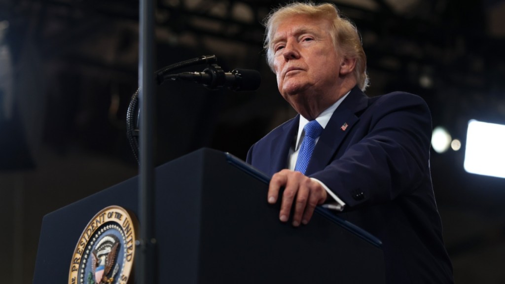 Donald Trump Says He'll 'Never Apologize' for $4 Gas as Iran War Drags On