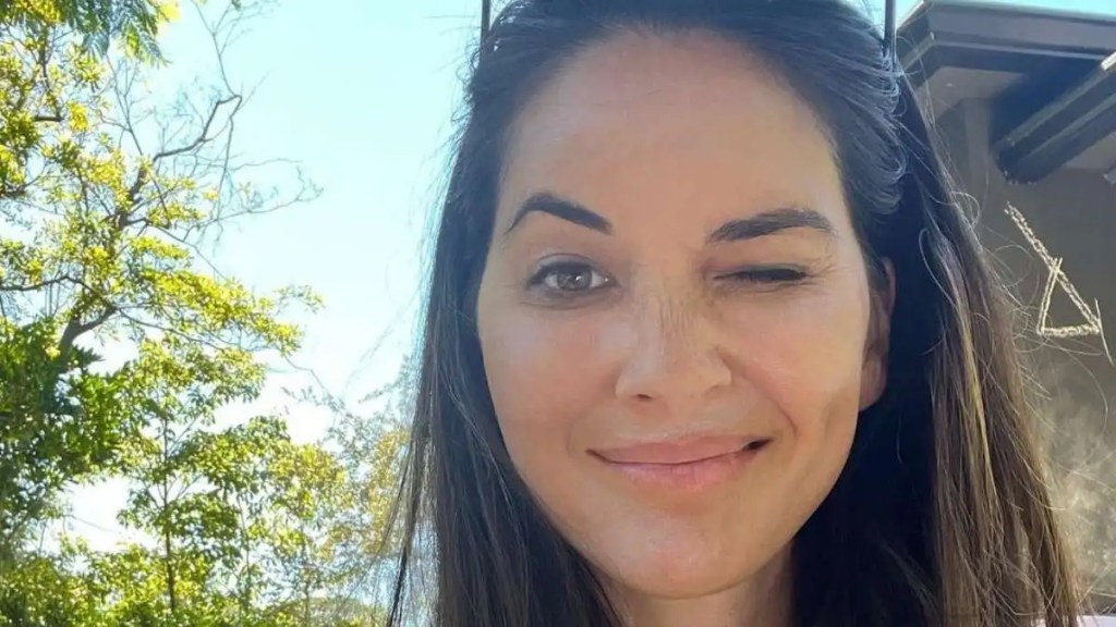 Olivia Munn's 'Worst Club' Remark Captures Breast Cancer Reality