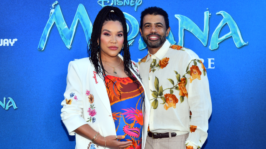 Daveed Diggs discusses supporting Emmy Raver-Lampman during the final stage of her pregnancy