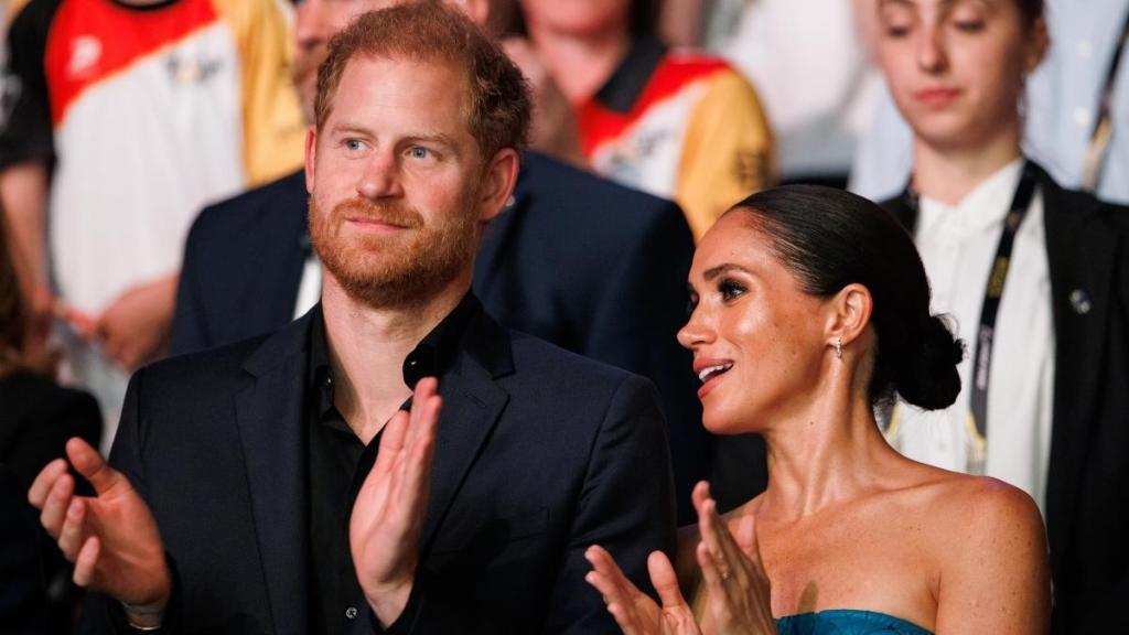 Prince Harry Is Starting To ‘Wise Up’ to Meghan Markle’s ‘Tricks’ — Author