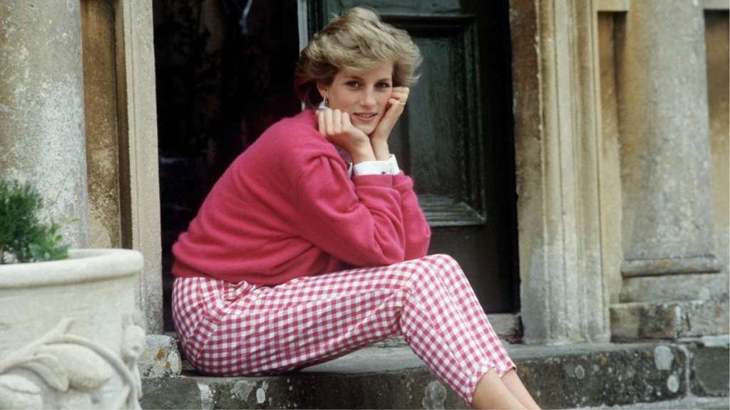 New Princess Diana Special Recreates Fatal Paris Crash Nearly 30 Years Later