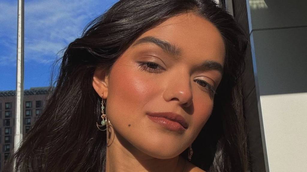 Rachel Zegler Bares Her Body in a Topless Look That Leaves Little Hidden