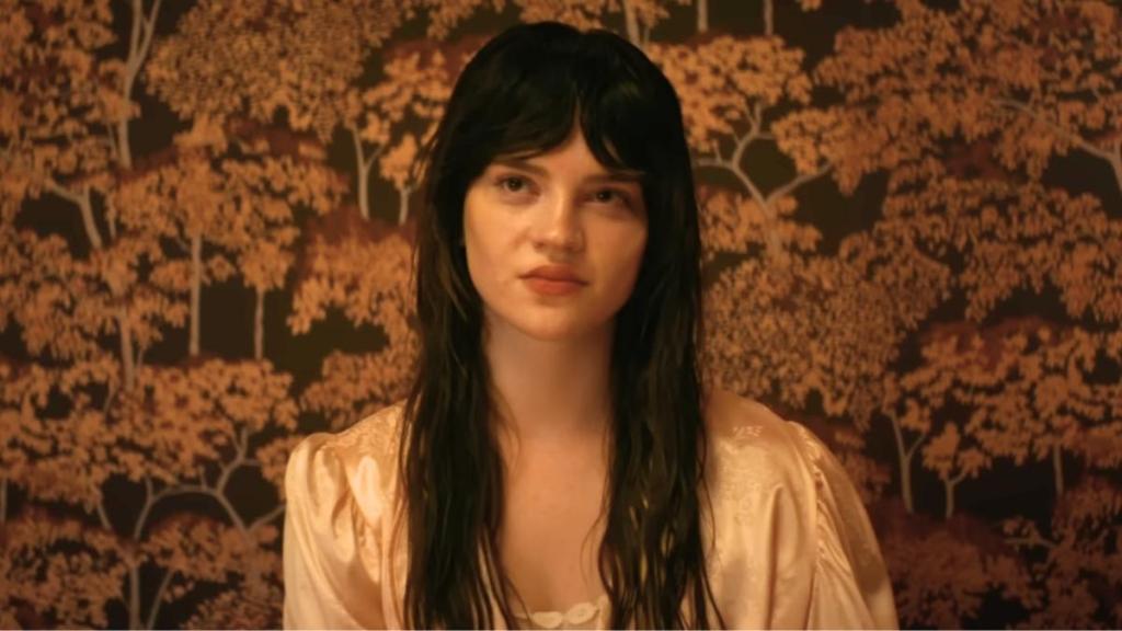 Sophie Thatcher & Charles Melton’s Bizarre 2026 Horror Movie Can Now Be Watched at Home