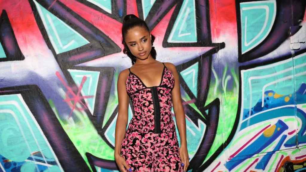 Tyla Nearly Spills Out of a Dress That Plunges Lower Than Expected