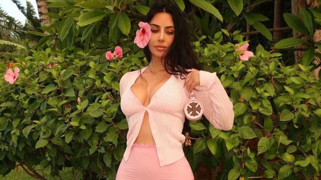 Kim Kardashian’s Skin-Baring Shirt Does More Showing Than Covering