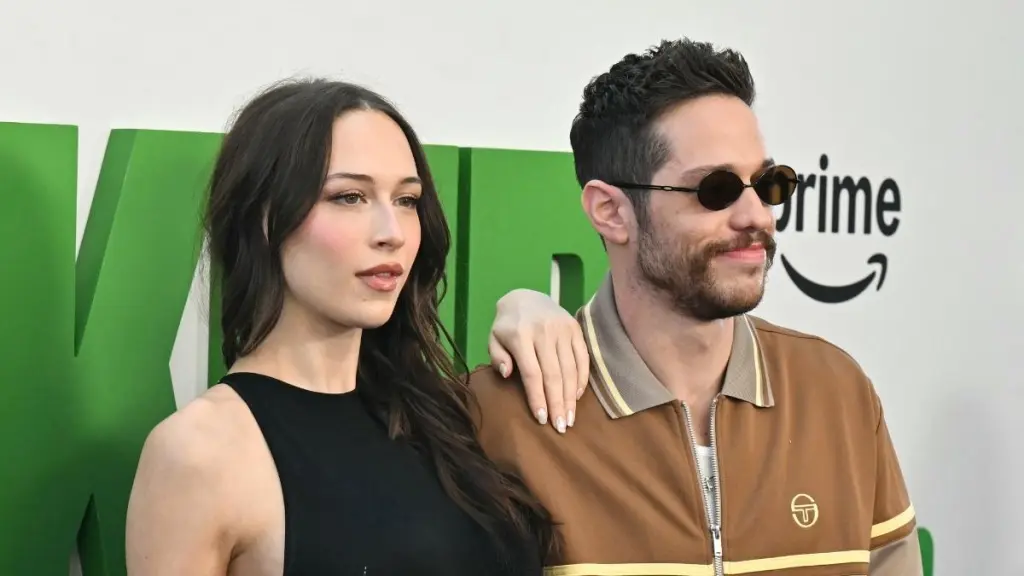 Pete Davidson and Elsie Hewitt Are Committed to Co-Parenting Their Daughter