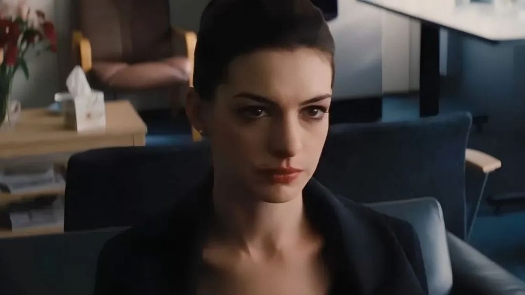 Anne Hathaway Has 4 Words for People Calling Her Pregnancy Fake