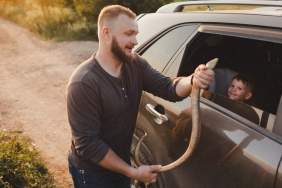Tennessee Family Gets Shocking Surprise When Snake Climbs Onto Their Moving Vehicle