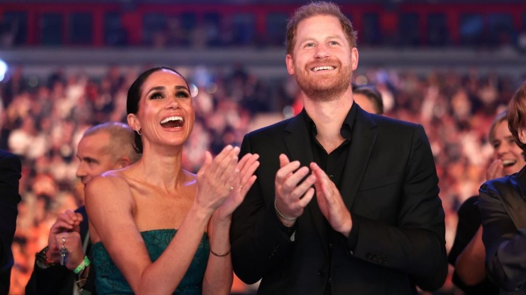 Meghan Markle & Prince Harry Warned To Do ‘Less Talking’ To Save Reputation — Expert