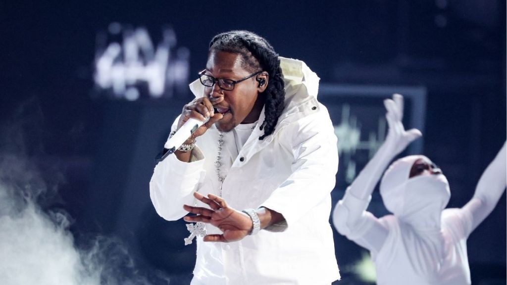 Don Toliver Forced Off Stage Early For One Scary Reason
