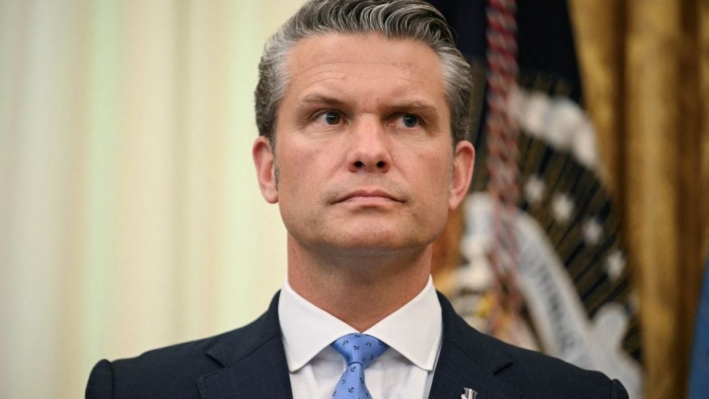 Pete Hegseth Receives Warning From Republicans After His Pentagon Move