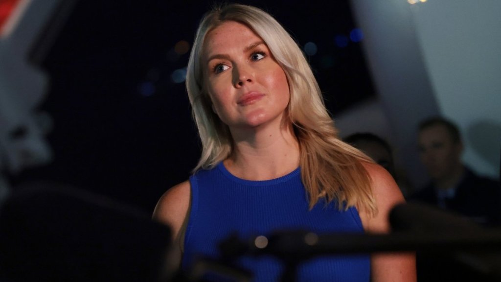 Karoline Leavitt's Heartfelt Goodbye Got Upstaged by 3 Words: 'Made with AI'
