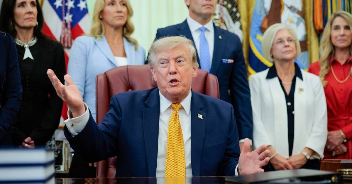 Donald Trump Jokes He’s ‘Entitled’ to Millions the Public Sends Him