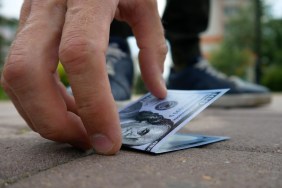 Man Finds 30 Dollars Money Ground Wanted Police Georgia Walmart