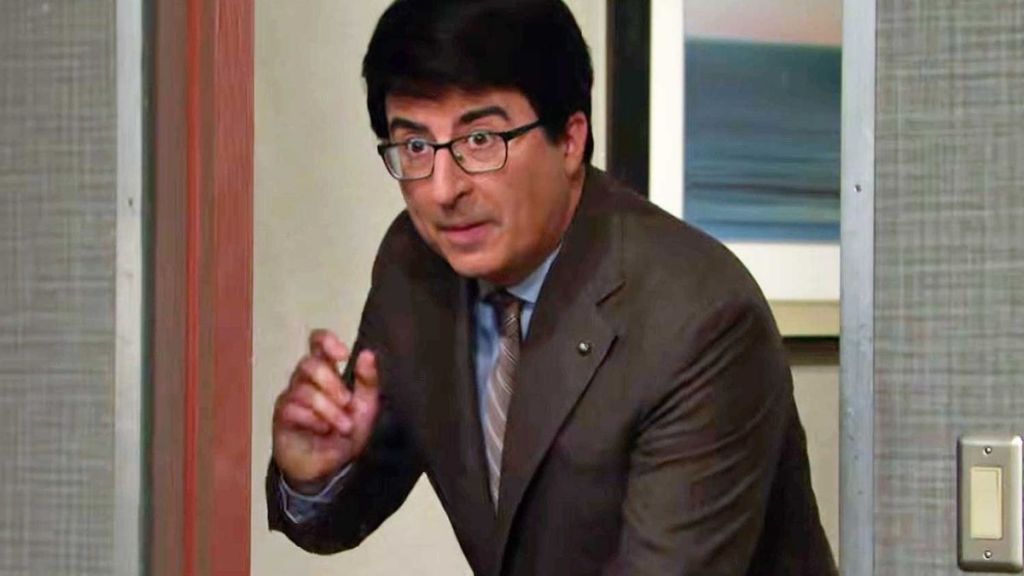 John Oliver’s Viral Days of Our Lives Wig Draws Hilarious Reactions
