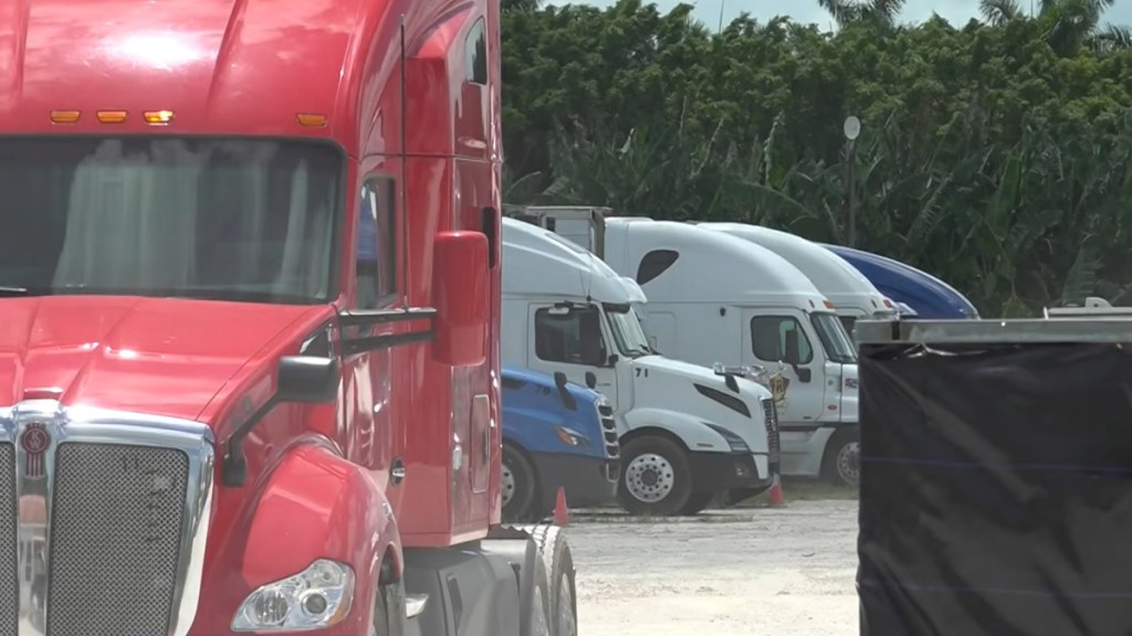 Quiet Neighborhood Finally Win Noisy Illegal Truck Lot Miami Dade Florida