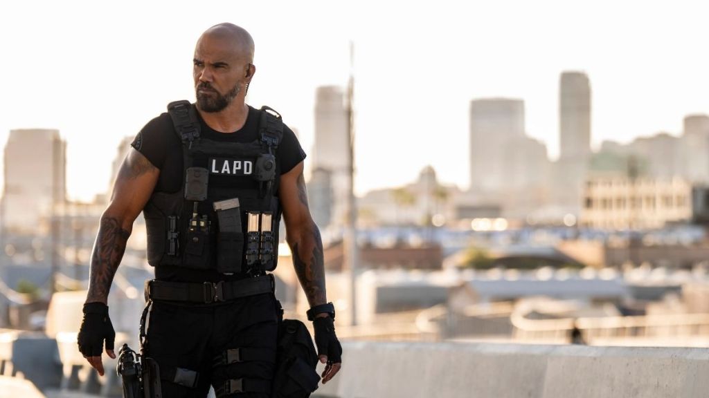 Anticipated Starz Spin-off TV Show With Justice League Star Scores Season 2 Renewal