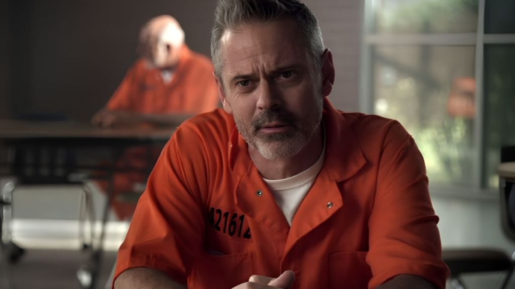 (Beast Mode) C. Thomas Howell & Twin Peaks Star’s Hilarious Horror Movie Arrives Today on Hulu