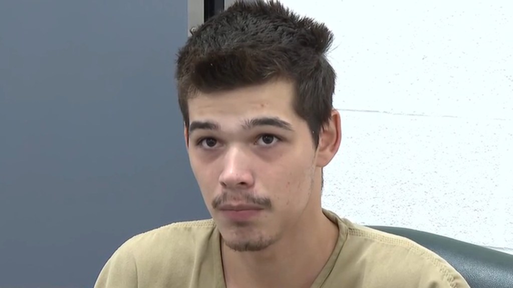 Teen Arrested Impersonating Cop Pull Driver Over Kentucky Laurel County Teenager Pretending Deputy