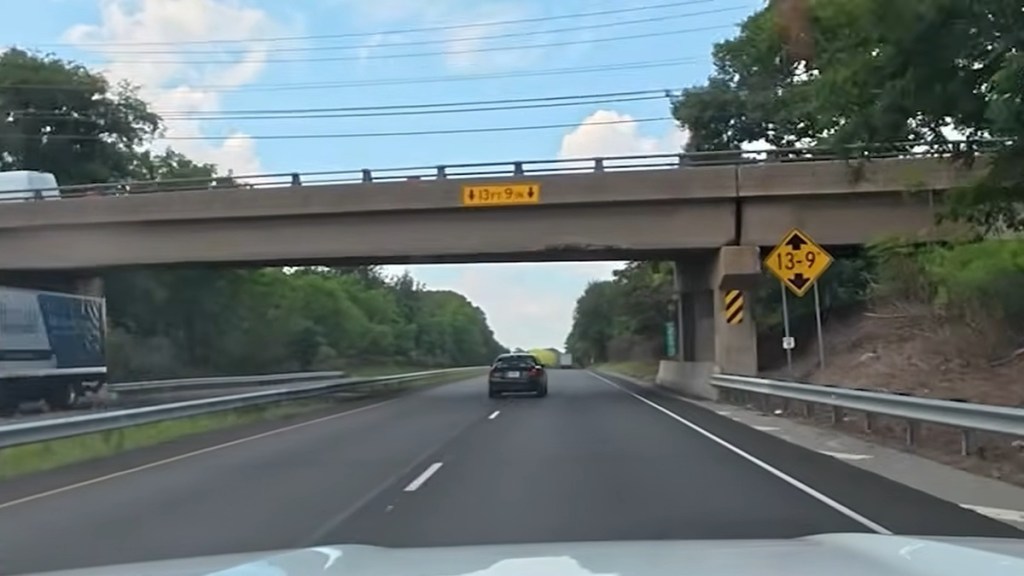 Teens Teenagers Charged Hurling Stones Logs Cars Highway Overpass Pennsylvania