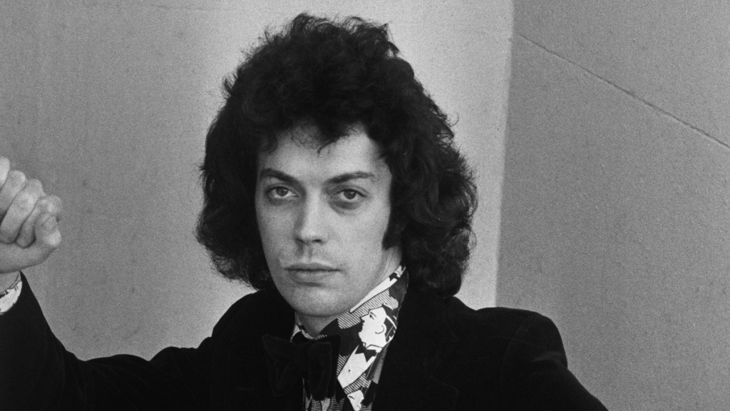 Carol Burnett and Rosie O’Donnell honor Tim Curry following his death
