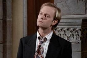Frasier: Beloved Star David Hyde Pierce Gets New NBC Sitcom, But Not What Fans Wanted