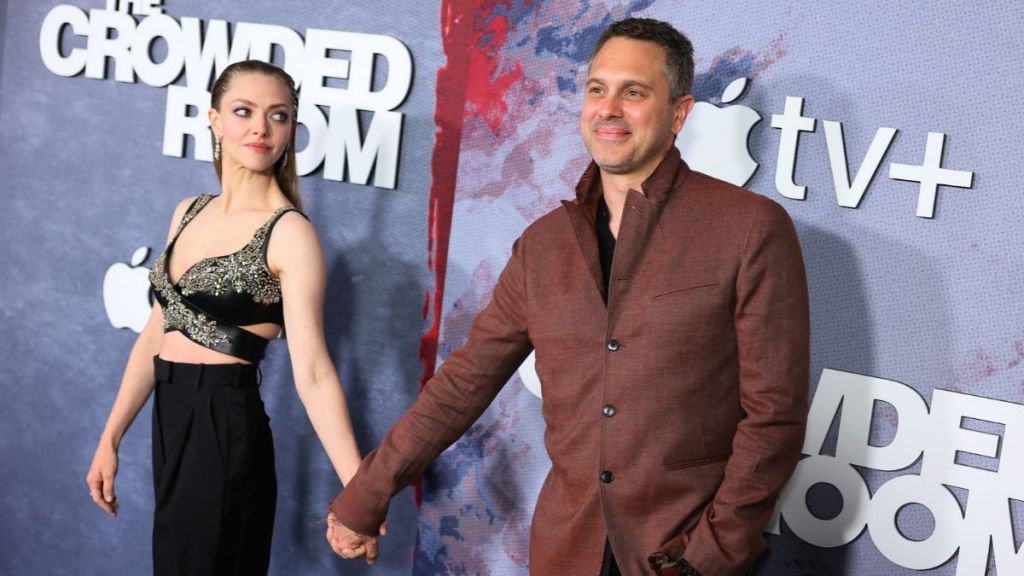 Amanda Seyfried & Thomas Sadoski Split After Nearly a Decade Together — Report