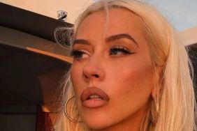 Christina Aguilera's Plunging Dress Gets an Impossibly High Slit