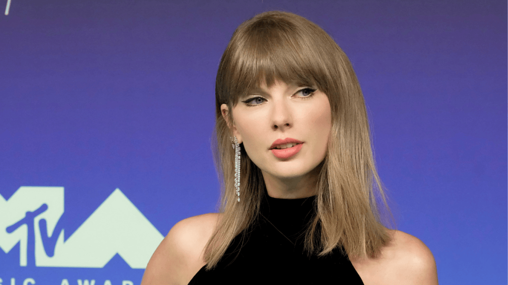 Taylor Swift’s VMAs Body Language Reveals Who Was Really in Control — Expert