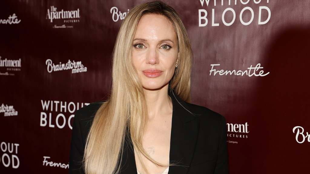 angelina jolie