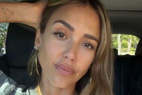 Jessica Alba’s Bikini Look Gets Seriously Sultry While She Lounges