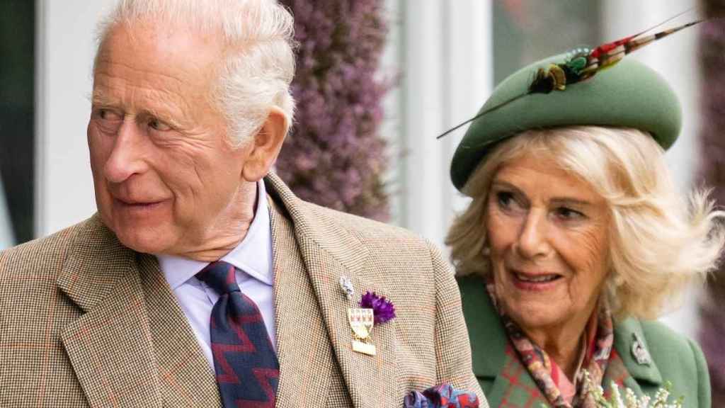 King Charles Faces ‘Harry or Me’ Ultimatum From Queen Camilla — Insider