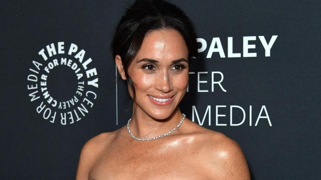 Meghan Markle Uses New Strategy To ‘Score Brownie Points’ With Royals — Source