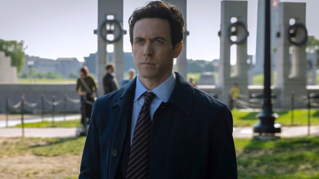 Silo Season 3 Ending: Does Daniel Remember & Why Did Victor [Spoiler]? Explained